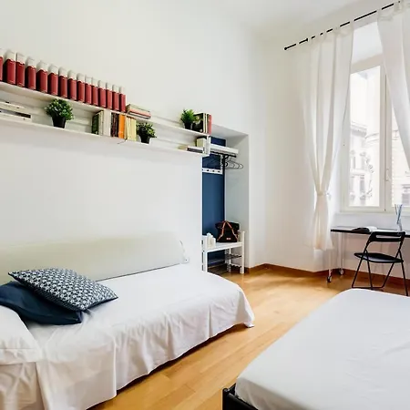 Extra Large Colorful Flat In Central Location Apartment